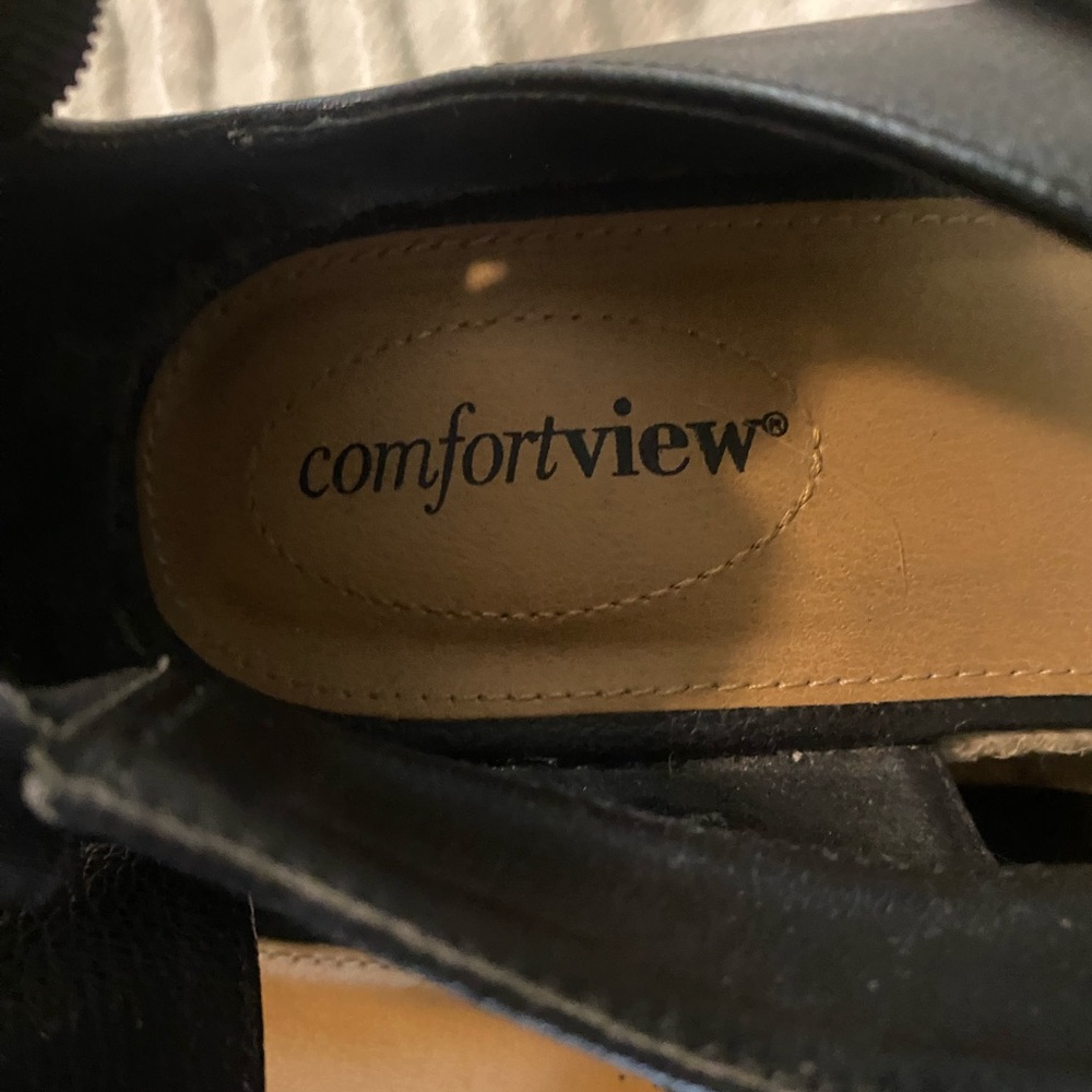 Comfortview Black Sandals with Minimalist Design - Picture 6 of 14